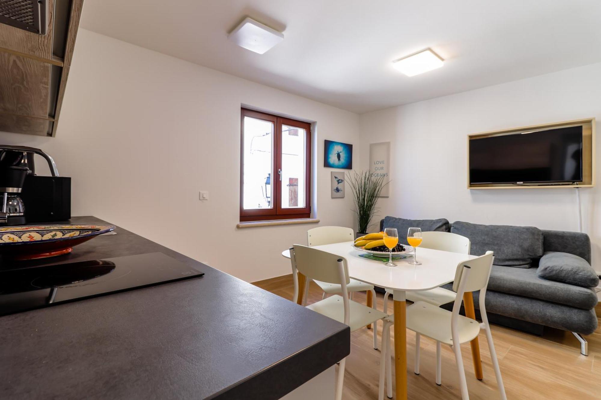 Casanova Apartments - Viewpoint Vrsar Εξωτερικό φωτογραφία