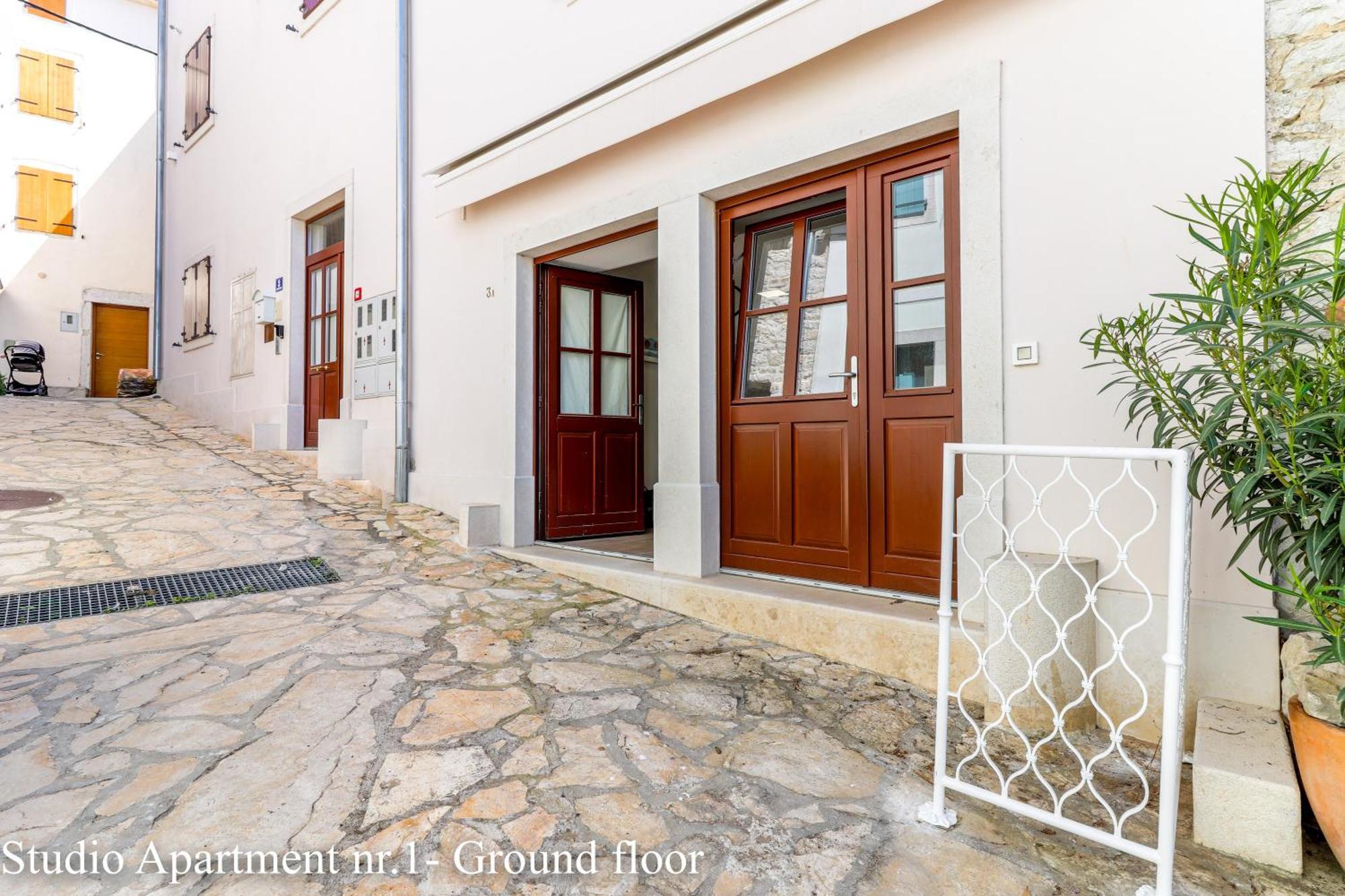 Casanova Apartments - Viewpoint Vrsar Εξωτερικό φωτογραφία